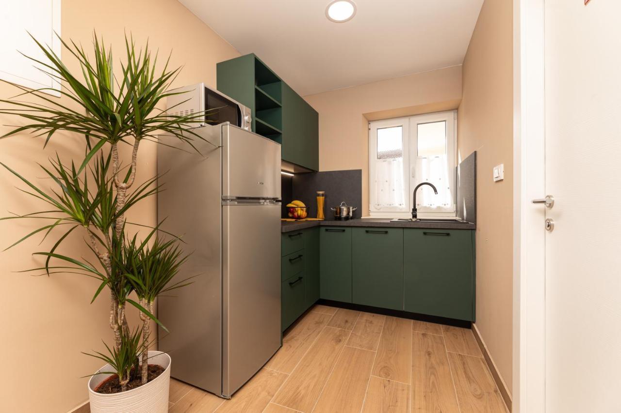Apartments Neptun Башка Екстер'єр фото