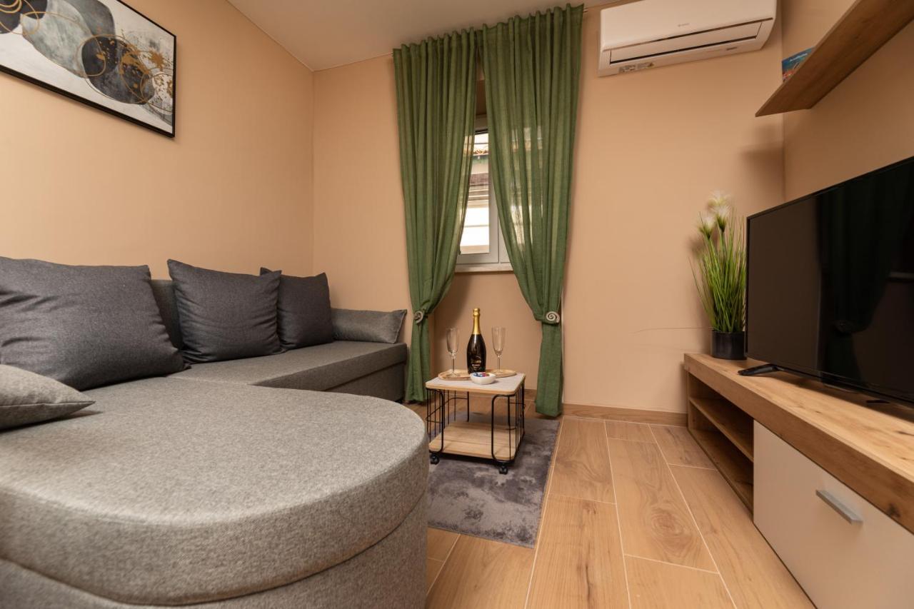 Apartments Neptun Башка Екстер'єр фото