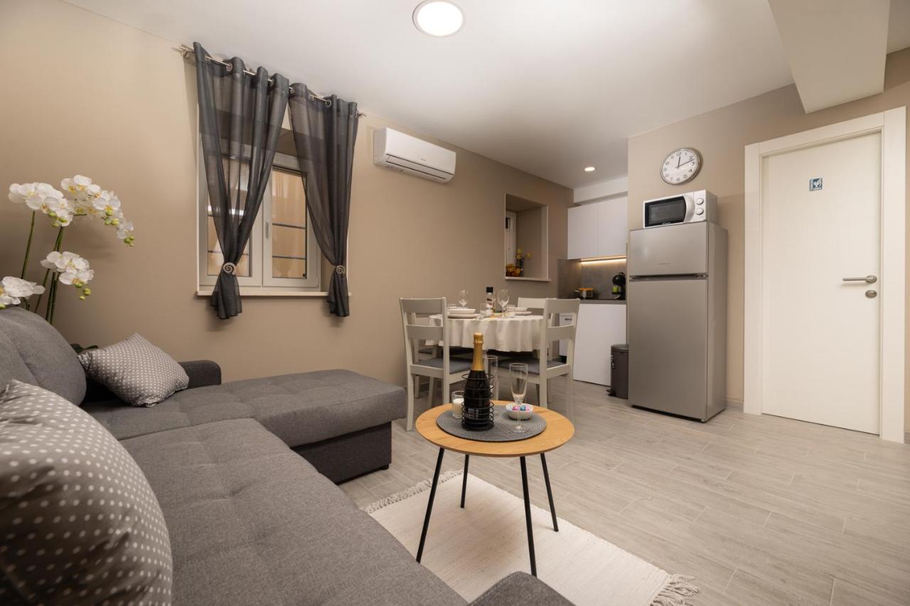 Apartments Neptun Башка Екстер'єр фото